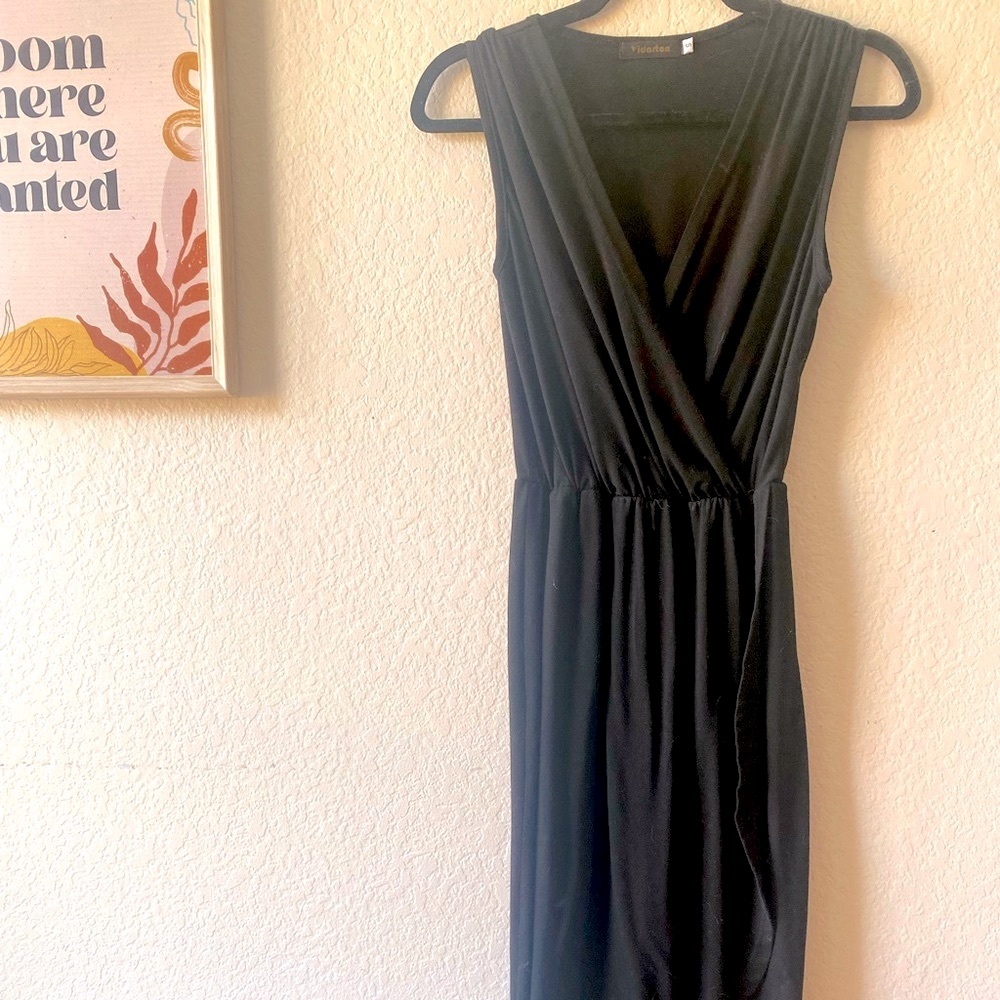 Black Maxi Dress by Idarton